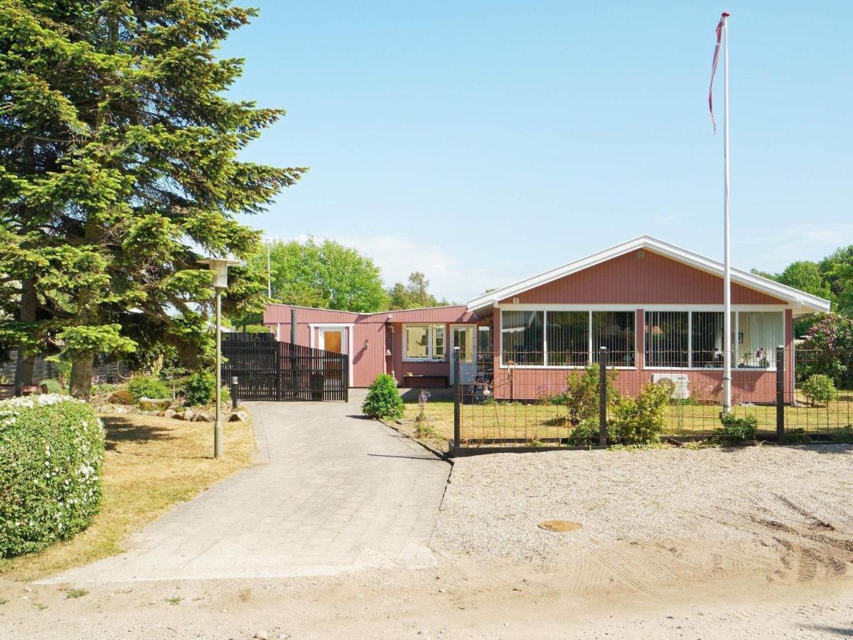 6 Person Holiday Home In Kors R Корсер Екстер'єр фото